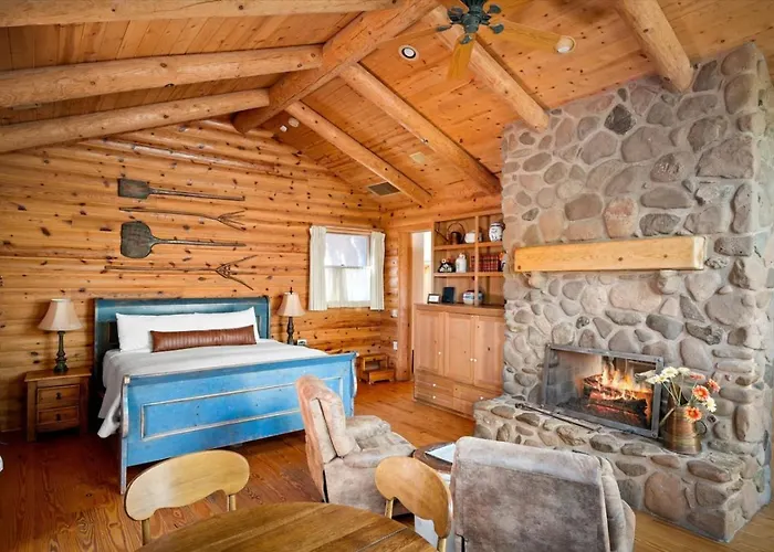 Adobe Village With Private Patio- Wilderness Apartment *